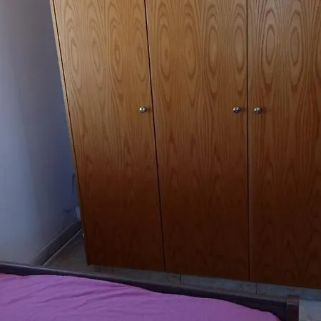 2 Bedroom In Location In דירה