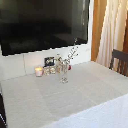 2 Bedroom In Location In דירה *